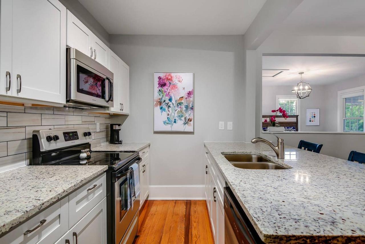 Mckenize Guest House: Marble Falls Suite 1 Bd, 1Ba Exterior photo